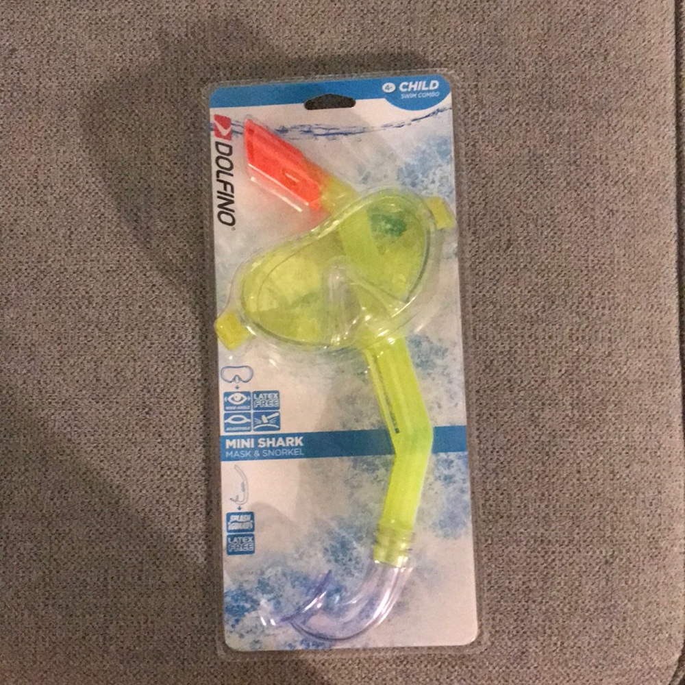 Mask and snorkel